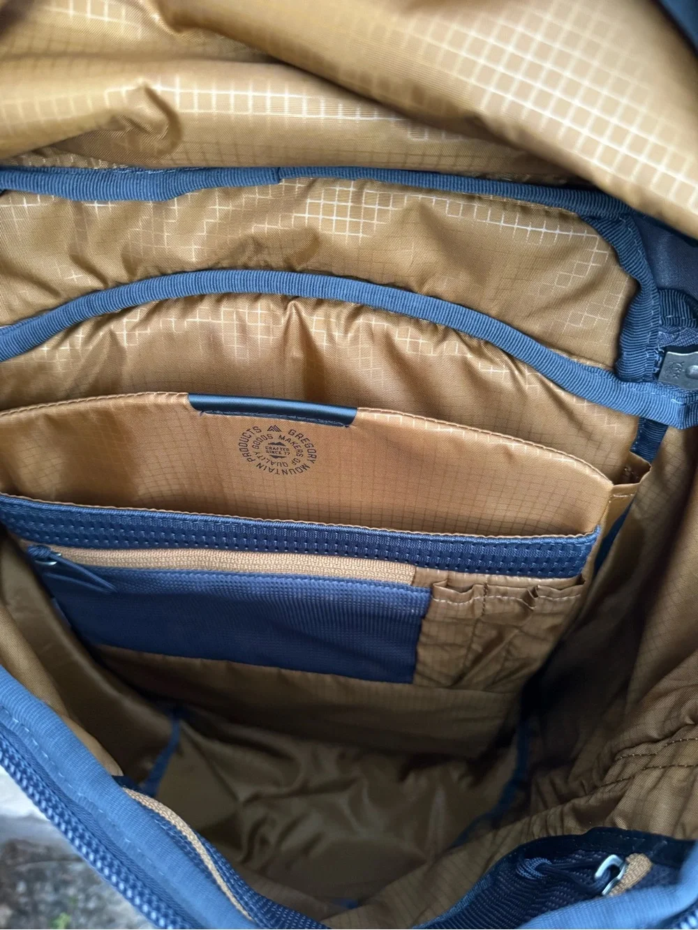 Gregory Rhune 25L hiking camping travel Backpack Blue